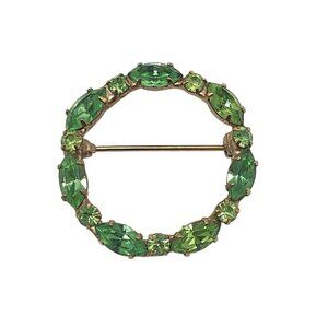 Vintage Gold Tone Circle Brooch With Green Rhinestones